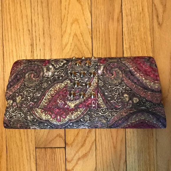 Charming Charlie Clutch - Picture 2 of 6